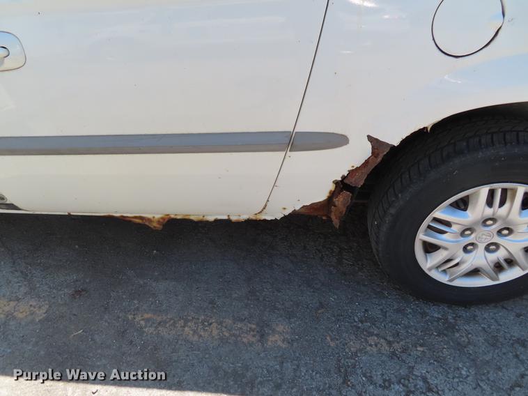 image for item DD6174 2001 Dodge Grand Caravan van