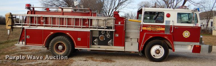 image for item DE0007 1976 Pierce Hendrickson FTCO-2070 fire truck