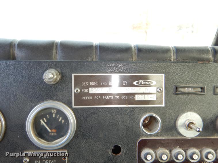 image for item DE0007 1976 Pierce Hendrickson FTCO-2070 fire truck