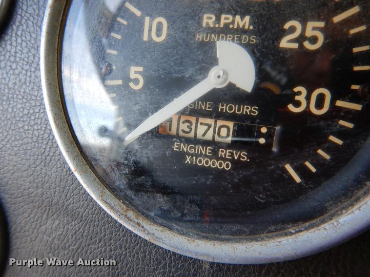 image for item DE0007 1976 Pierce Hendrickson FTCO-2070 fire truck