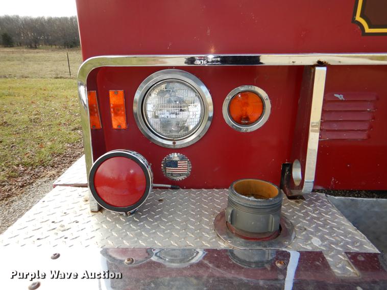 image for item DE0007 1976 Pierce Hendrickson FTCO-2070 fire truck
