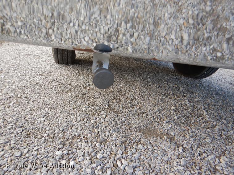 image for item DE0007 1976 Pierce Hendrickson FTCO-2070 fire truck