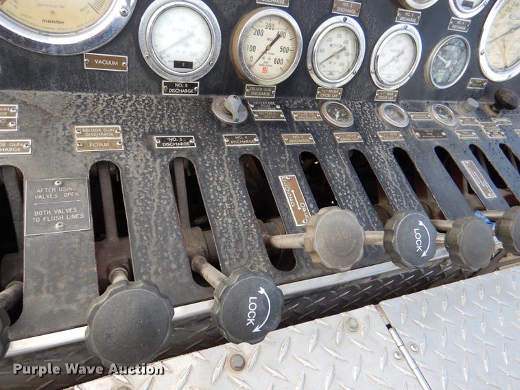 image for item DE0007 1976 Pierce Hendrickson FTCO-2070 fire truck