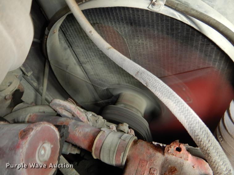 image for item DE0007 1976 Pierce Hendrickson FTCO-2070 fire truck