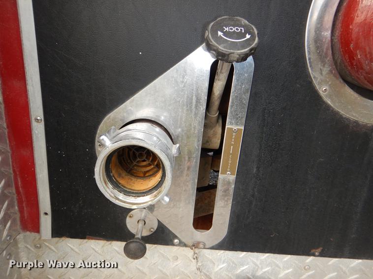 image for item DE0007 1976 Pierce Hendrickson FTCO-2070 fire truck