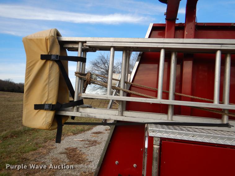 image for item DE0007 1976 Pierce Hendrickson FTCO-2070 fire truck