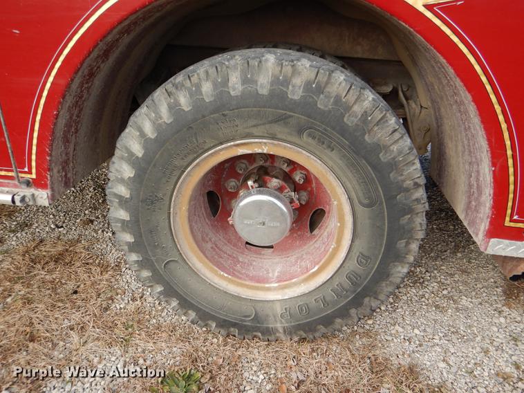 image for item DE0007 1976 Pierce Hendrickson FTCO-2070 fire truck