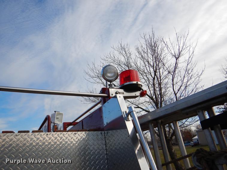 image for item DE0007 1976 Pierce Hendrickson FTCO-2070 fire truck