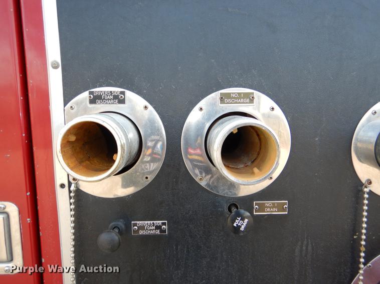 image for item DE0007 1976 Pierce Hendrickson FTCO-2070 fire truck