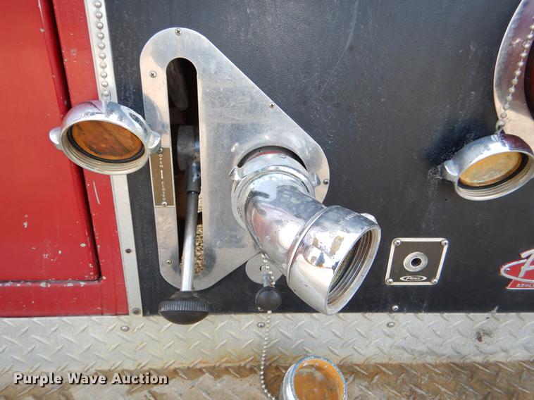 image for item DE0007 1976 Pierce Hendrickson FTCO-2070 fire truck