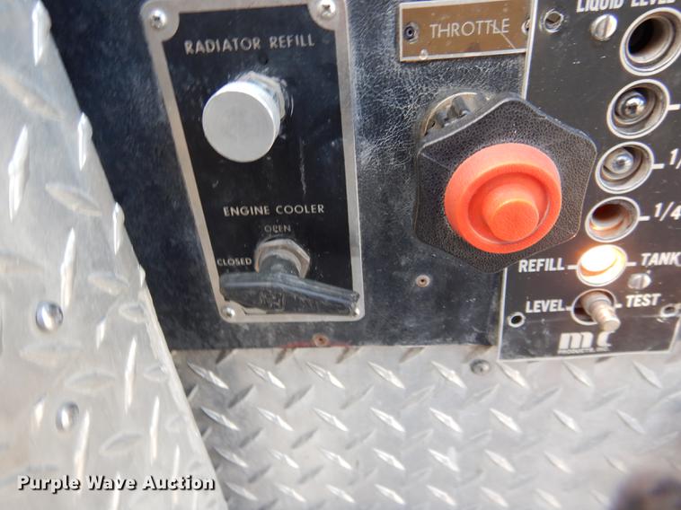 image for item DE0007 1976 Pierce Hendrickson FTCO-2070 fire truck