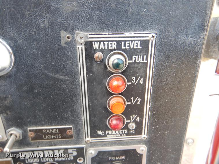 image for item DE0007 1976 Pierce Hendrickson FTCO-2070 fire truck