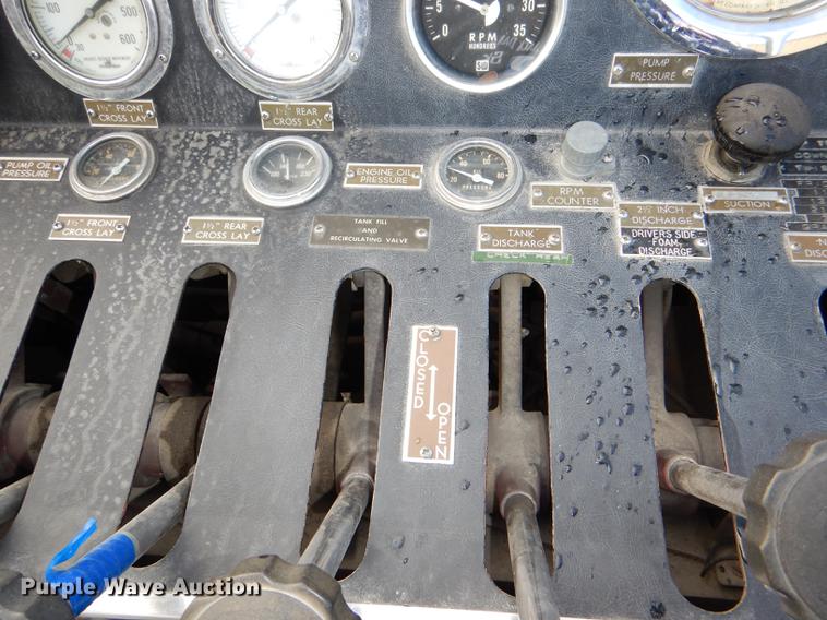 image for item DE0007 1976 Pierce Hendrickson FTCO-2070 fire truck