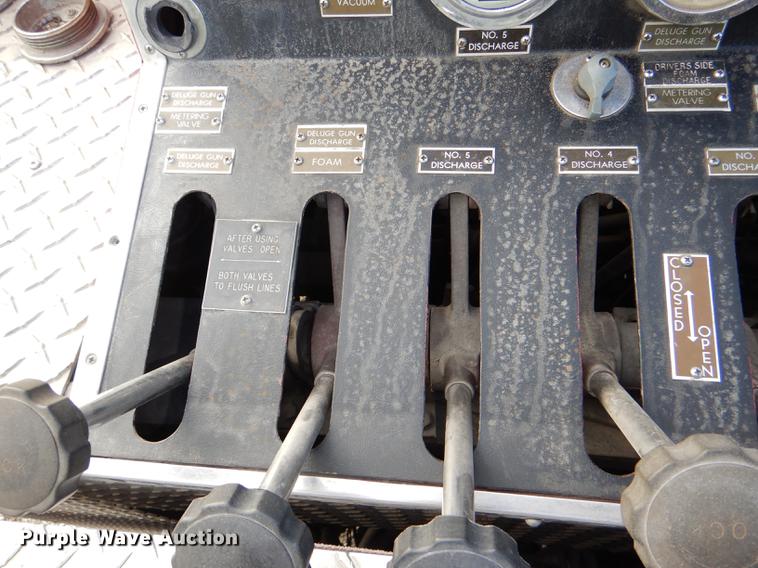 image for item DE0007 1976 Pierce Hendrickson FTCO-2070 fire truck