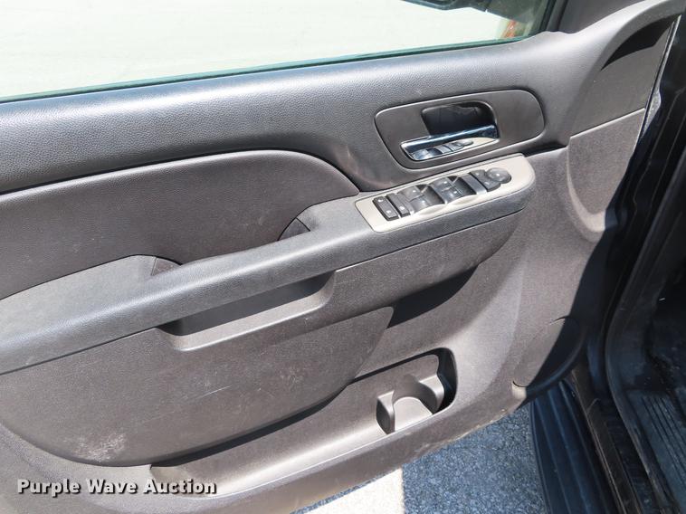 image for item DE3559 2012 Chevrolet Tahoe Police SUV