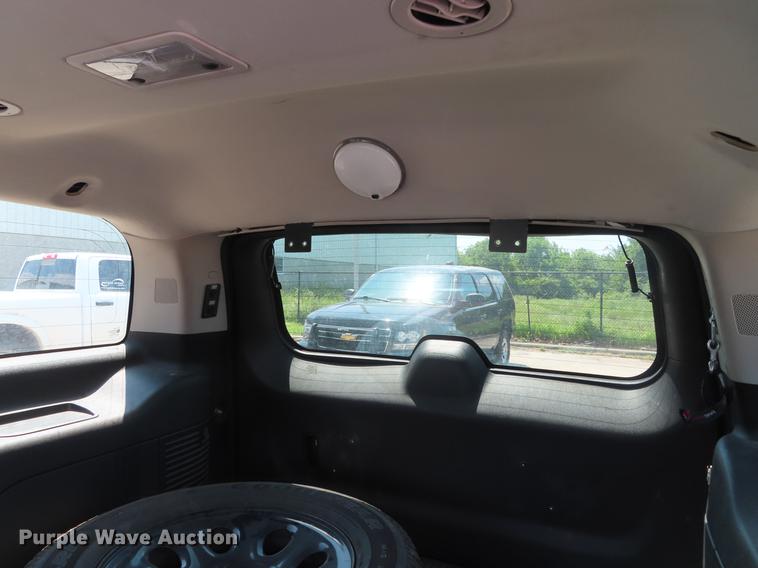 image for item DE3559 2012 Chevrolet Tahoe Police SUV