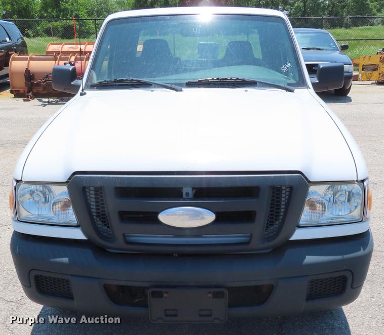 image for item DE3560 2006 Ford Ranger SuperCab pickup truck