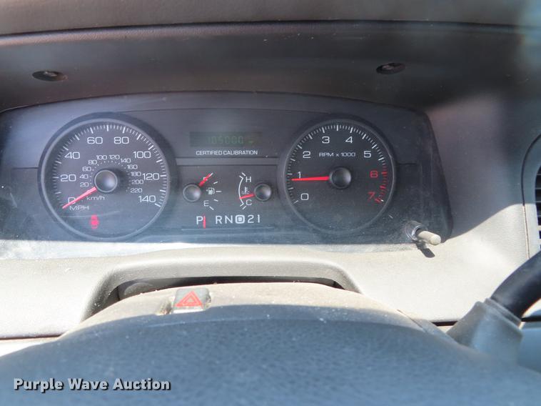 image for item DE3561 2011 Ford Crown Victoria Police Interceptor