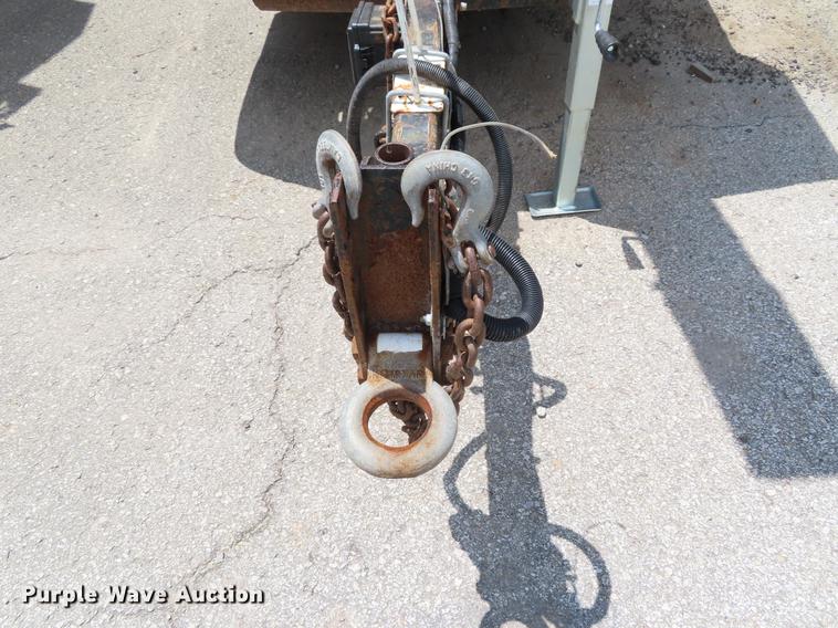 image for item DE3562 Vermeer BC1000 wood chipper