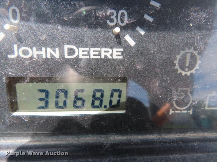 image for item DE3563 2006 John Deere 3720 MFWD tractor