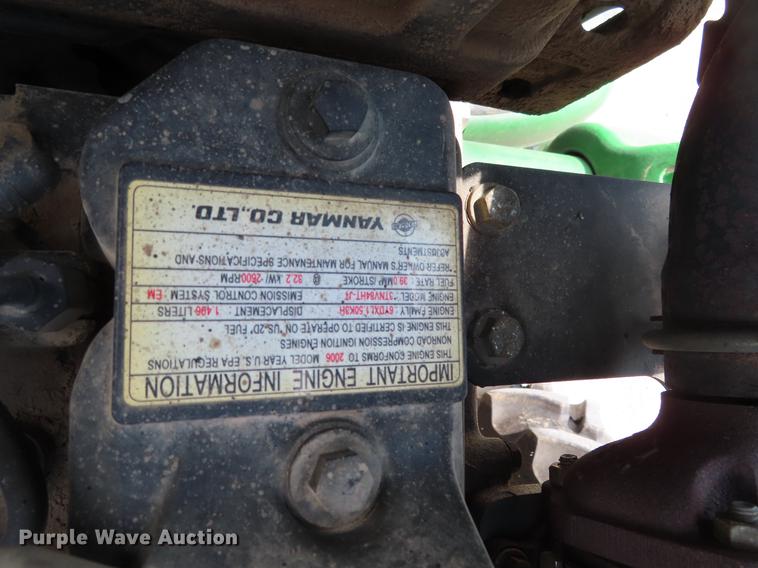 image for item DE3563 2006 John Deere 3720 MFWD tractor