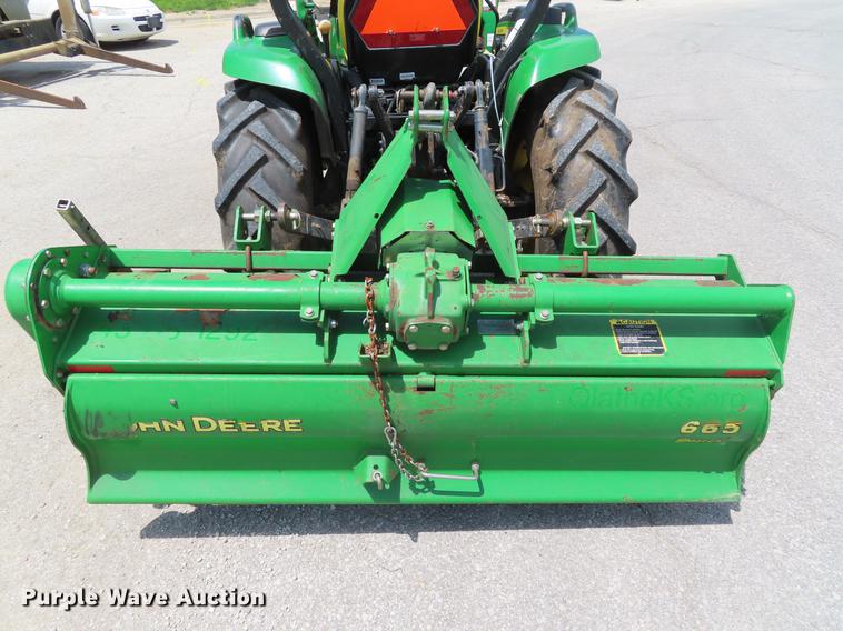image for item DE3563 2006 John Deere 3720 MFWD tractor