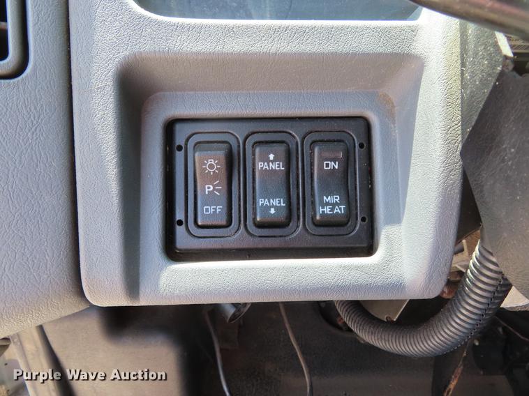 image for item DE3566 2006 International 7400 dump truck