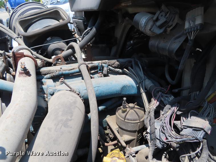 image for item DE3566 2006 International 7400 dump truck