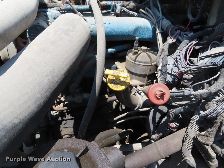 image for item DE3566 2006 International 7400 dump truck