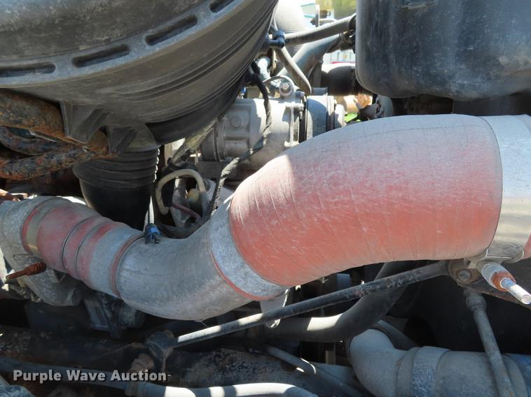 image for item DE3566 2006 International 7400 dump truck