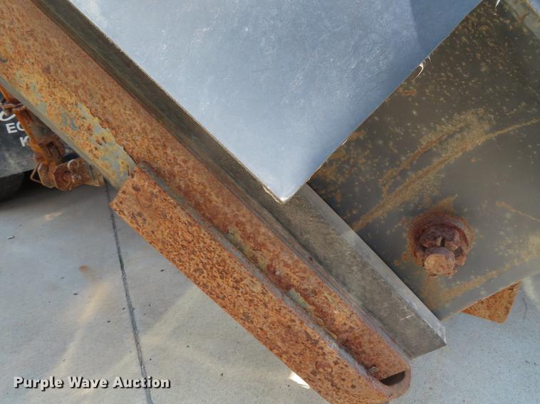 image for item DE3566 2006 International 7400 dump truck