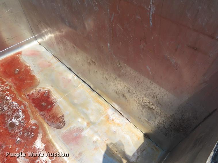 image for item DE3566 2006 International 7400 dump truck