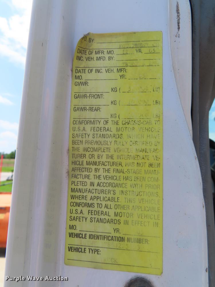 image for item DE3566 2006 International 7400 dump truck