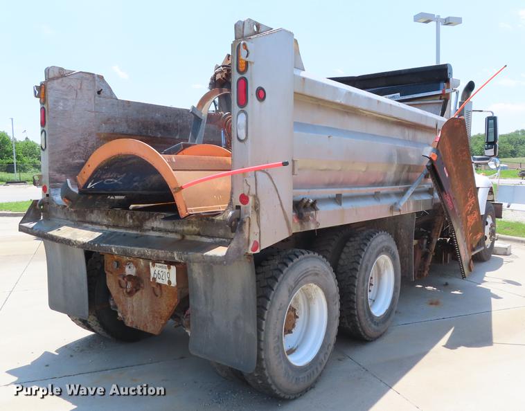 image for item DE3567 2007 International 7400 dump truck