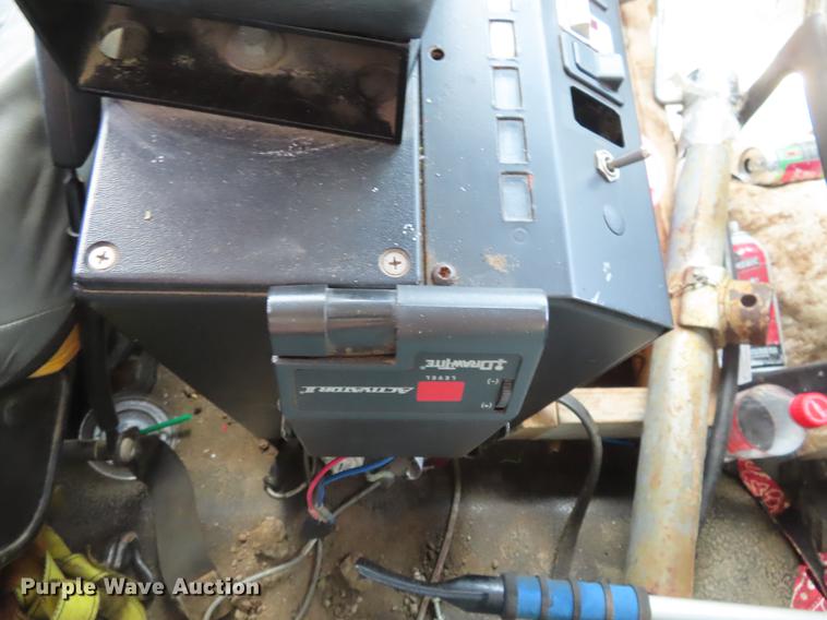 image for item DE3567 2007 International 7400 dump truck