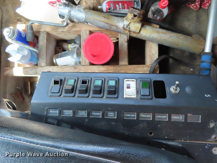 image for item DE3567 2007 International 7400 dump truck