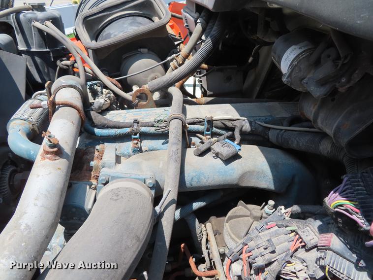 image for item DE3567 2007 International 7400 dump truck