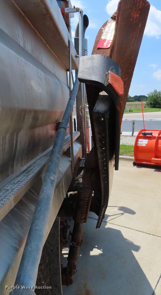 image for item DE3567 2007 International 7400 dump truck