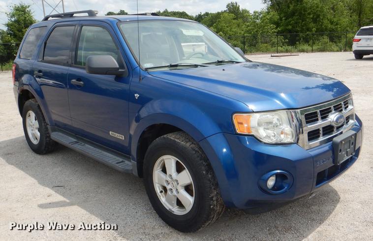 image for item DE3568 2008 Ford Escape SUV
