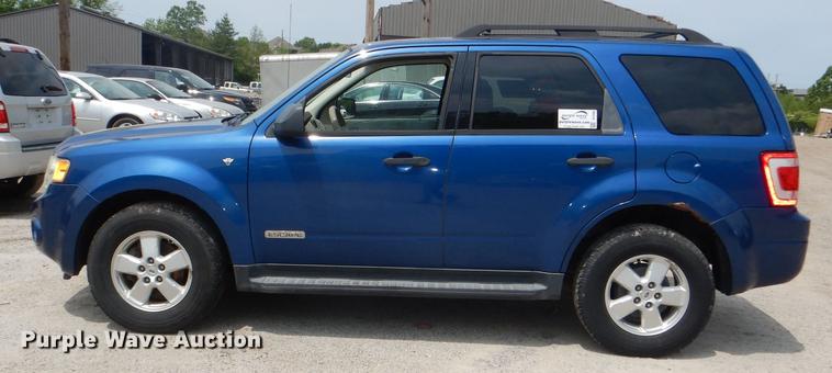 image for item DE3568 2008 Ford Escape SUV