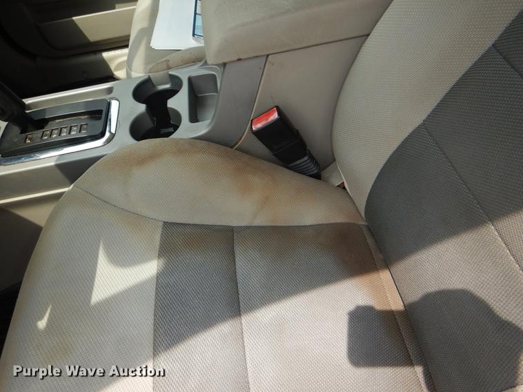 image for item DE3568 2008 Ford Escape SUV