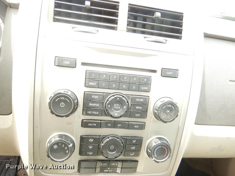 image for item DE3568 2008 Ford Escape SUV