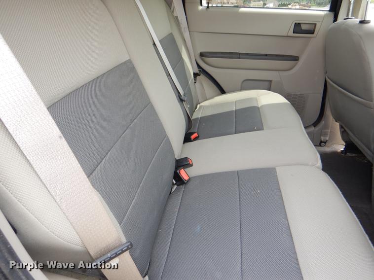 image for item DE3568 2008 Ford Escape SUV