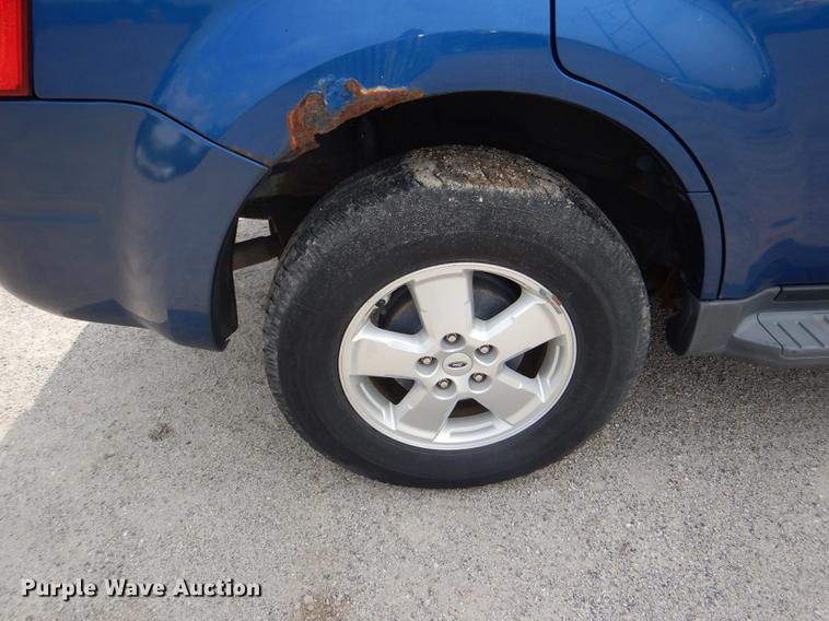 image for item DE3568 2008 Ford Escape SUV