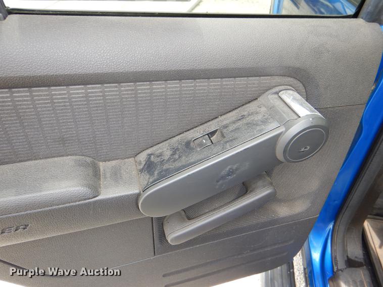 image for item DE3569 2010 Ford Explorer SUV