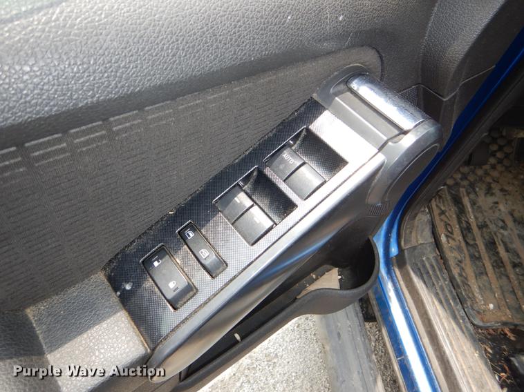 image for item DE3569 2010 Ford Explorer SUV