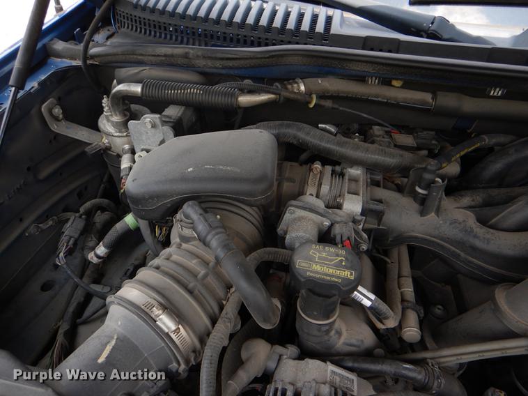 image for item DE3569 2010 Ford Explorer SUV