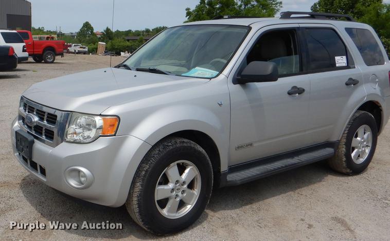 image for item DE3570 2008 Ford Escape SUV