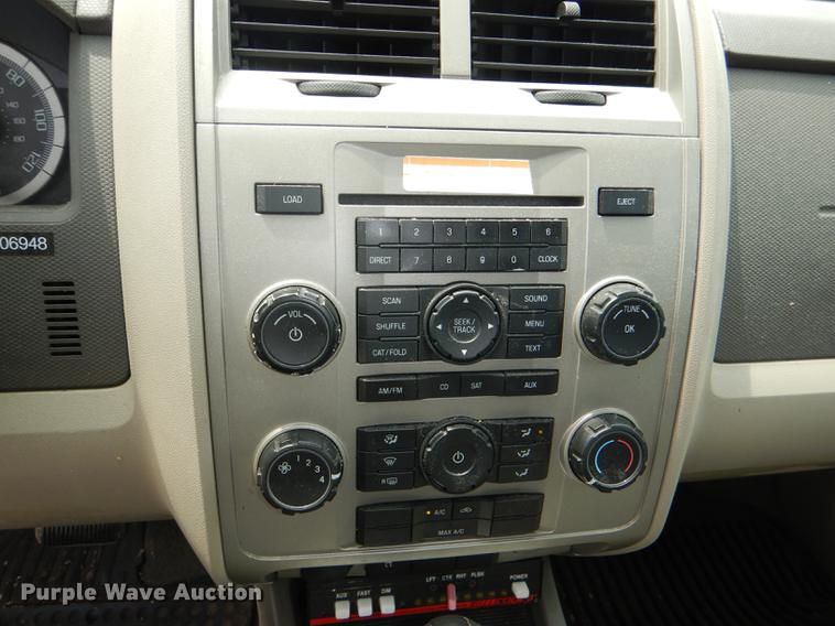 image for item DE3570 2008 Ford Escape SUV