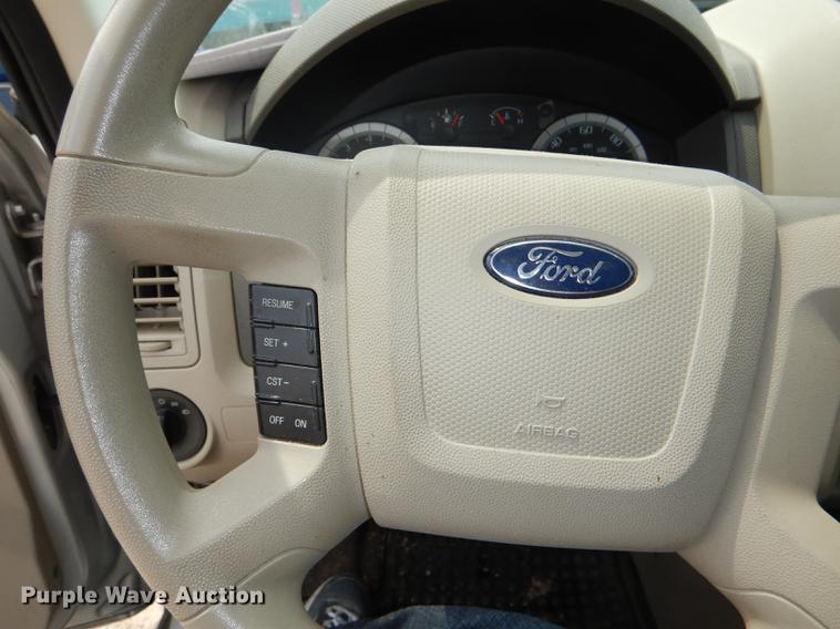 image for item DE3570 2008 Ford Escape SUV